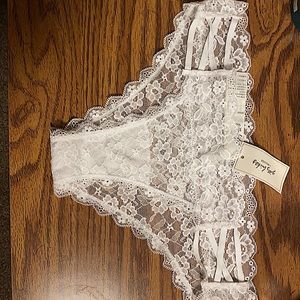 Gilly Hicks lace cheeky underwear. NEVER worn